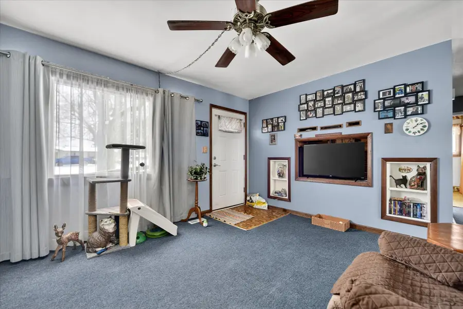 211 N Maple, Vernon, MI 48476 - #3