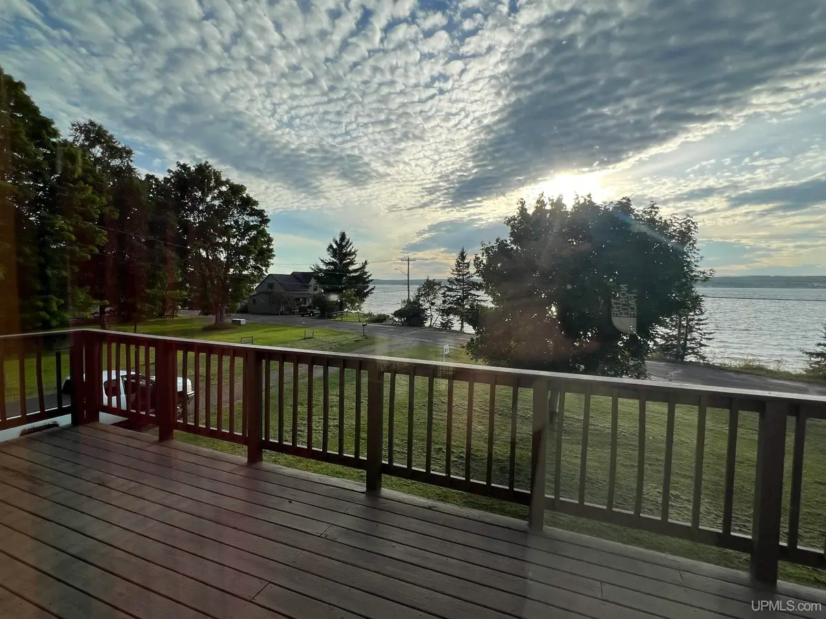 931 Bayshore, Lanse, MI 49946 - Image #1