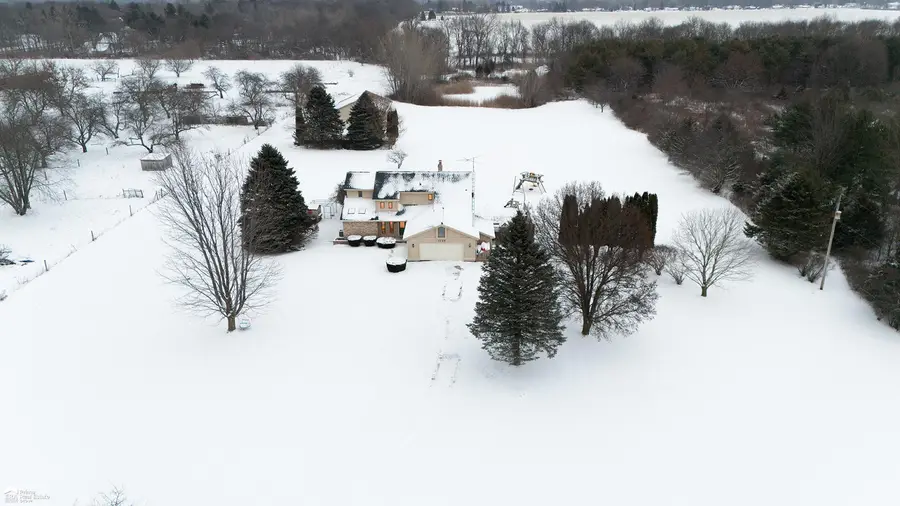 1446 Van Vleet, Flushing, MI 48433 - Image #2