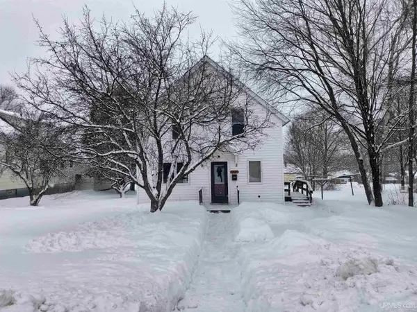 908 Erie, Crystal Falls, MI 49920