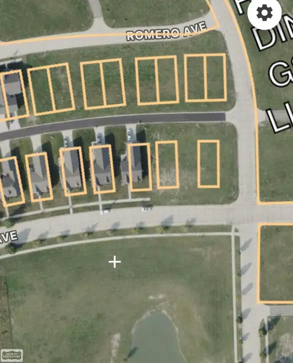 23838 Meadows, Flat Rock, MI 48134