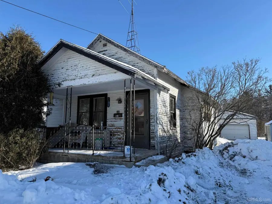 210 N 1st, Manistique, MI 49854 - Image #2