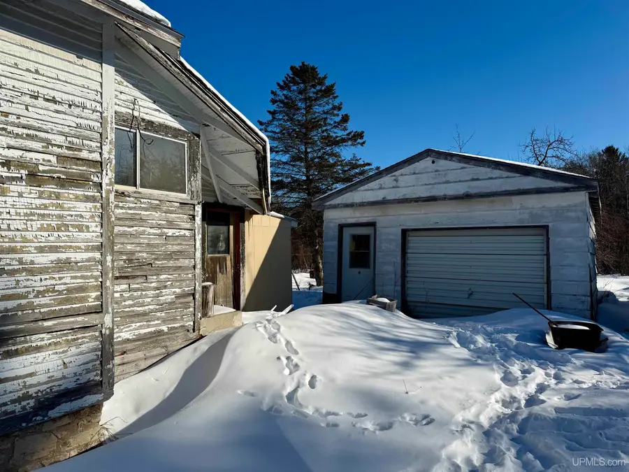 210 N 1st, Manistique, MI 49854 - Image #3