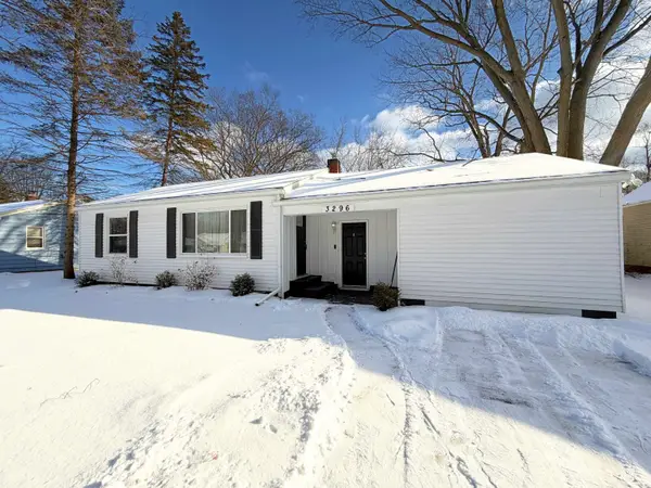 3296 Mills Acres, Flint, MI 48506