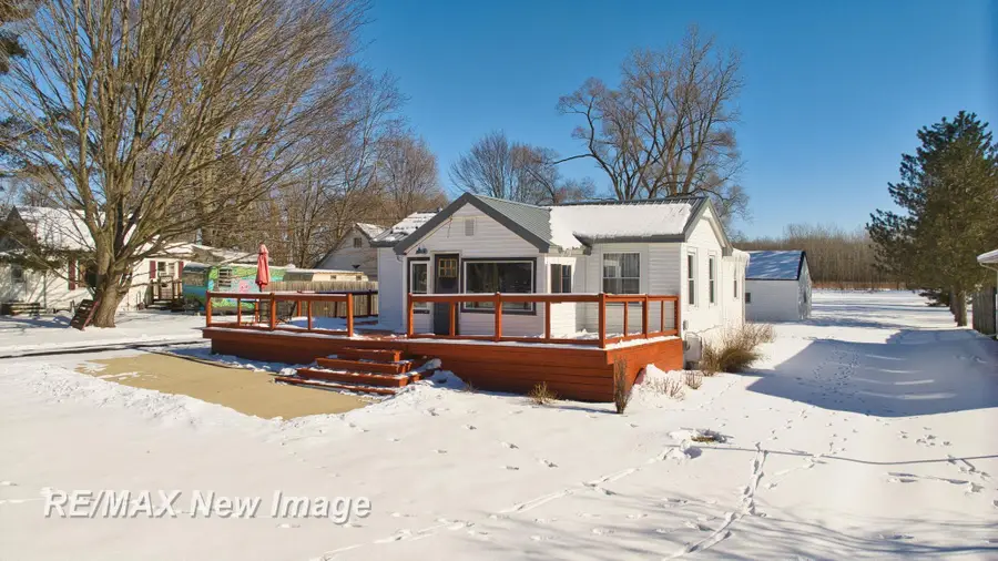 2845 Weigl, Saginaw, MI 48609 - #2