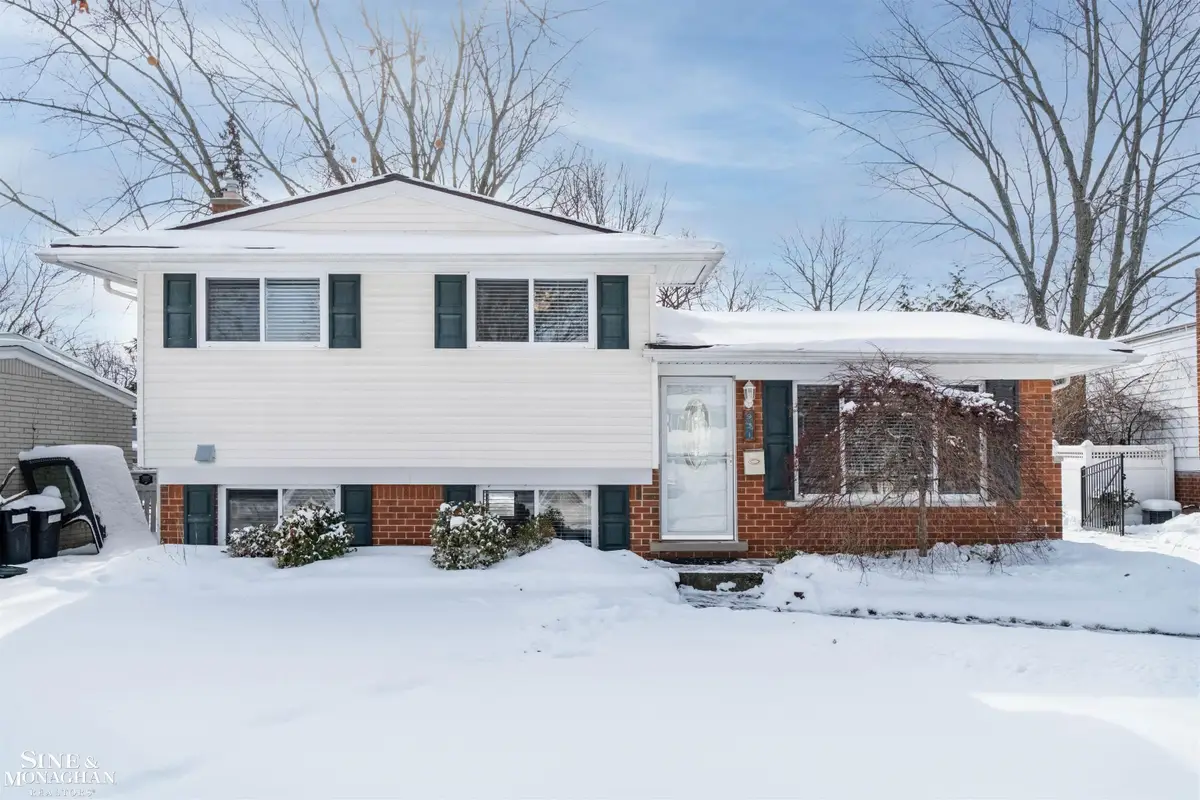 931 W Elmwood, Clawson, MI 48017 - Image #1