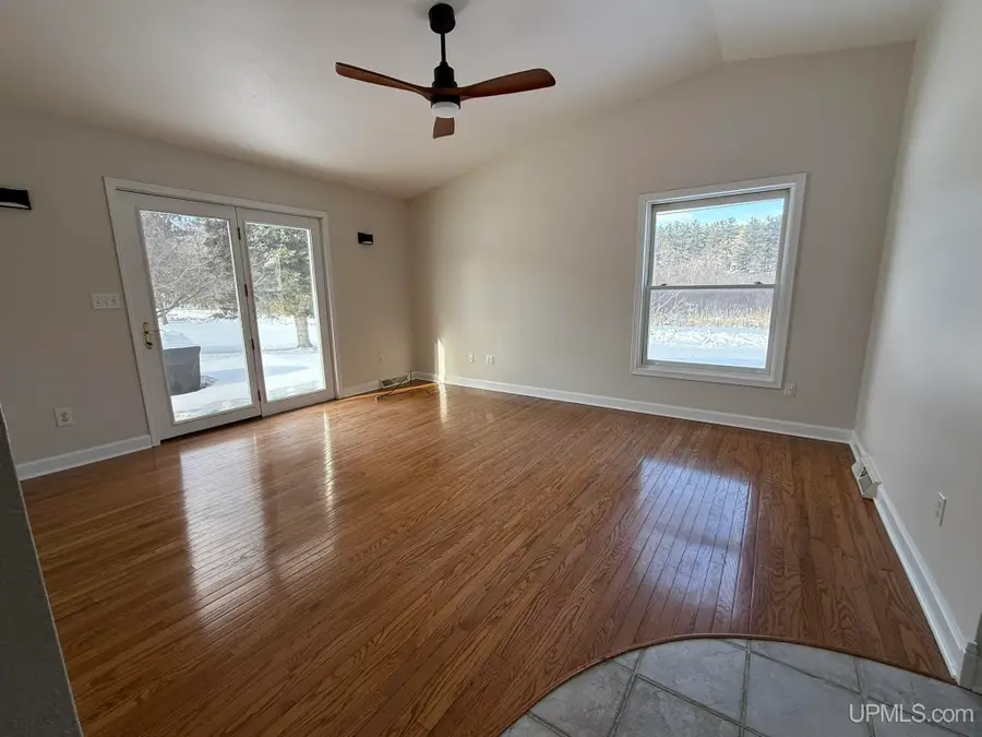 1500 W Ludington, Iron Mountain, MI 49801 - Image #2