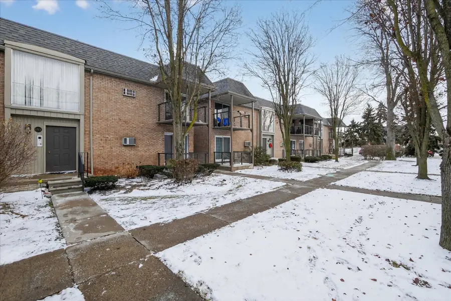 1723 E 14 Mile #B, Birmingham, MI 48009 - Image #2