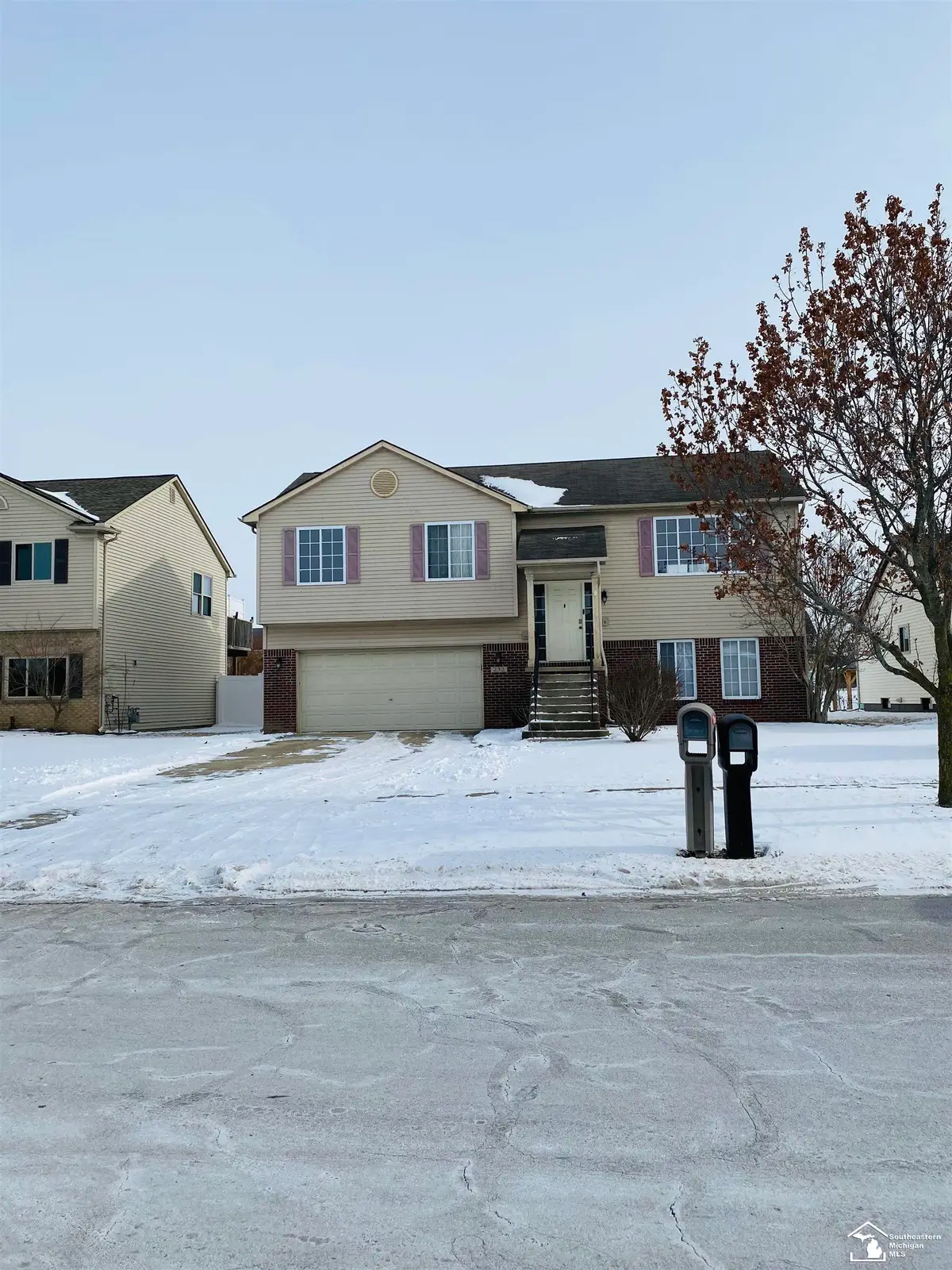 232 Dundee Ridge, Dundee, MI 48131 - Image #1