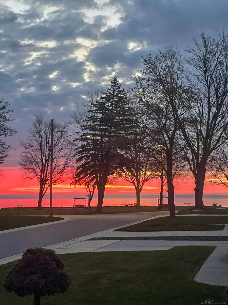 3055 Maplewood, Fort Gratiot, MI 48059 - #2