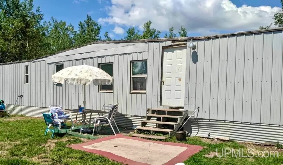 5586 N Shore Helen Lake, Ishpeming, MI 49849 - Image #3