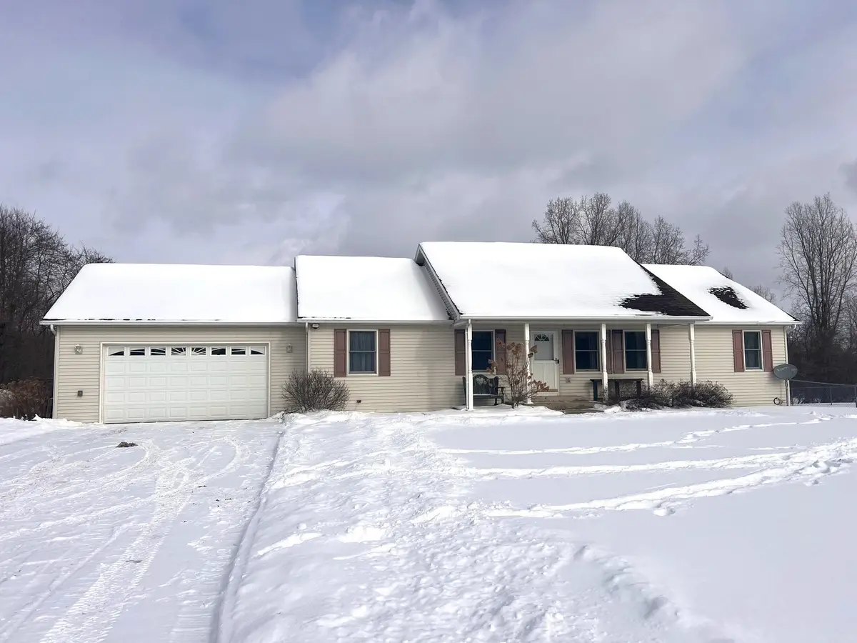 651 Beard, Perry, MI 48872 - #1