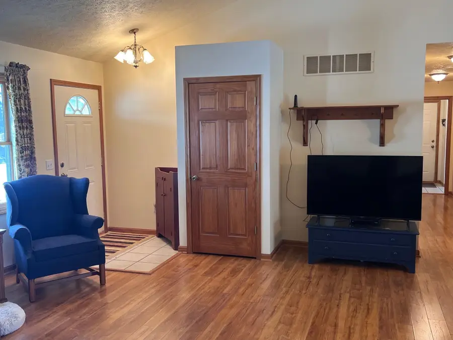 651 Beard, Perry, MI 48872 - #2