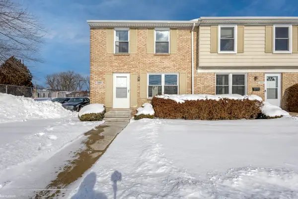 16861 E 12 Mile Rd #1, Roseville, MI 48066