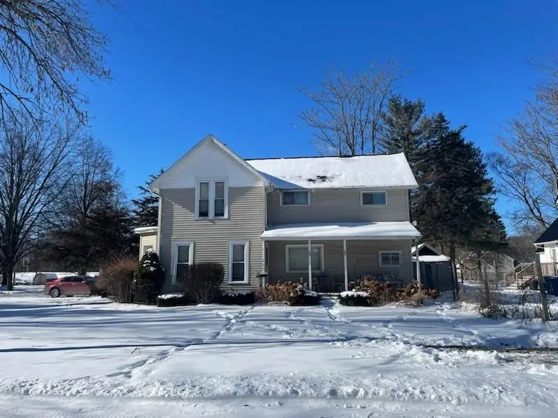 242 S East, Vassar, MI 48768 - #1
