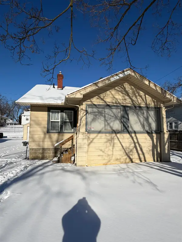 2540 Altoona, Flint, MI 48504