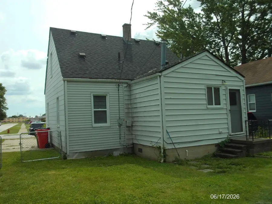25627 Paige, Roseville, MI 48066 - #2