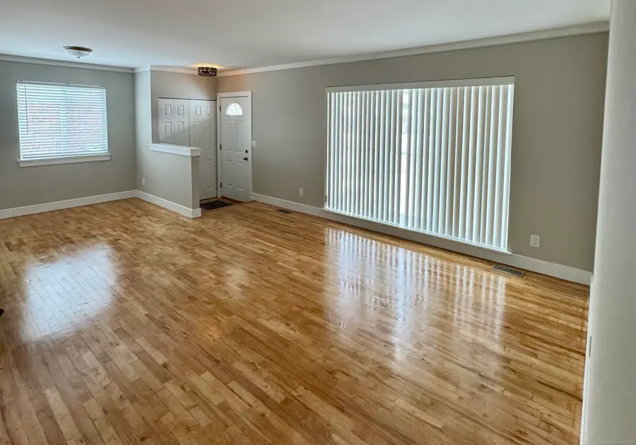 29316 N Roan, Warren, MI 48093 - Image #2