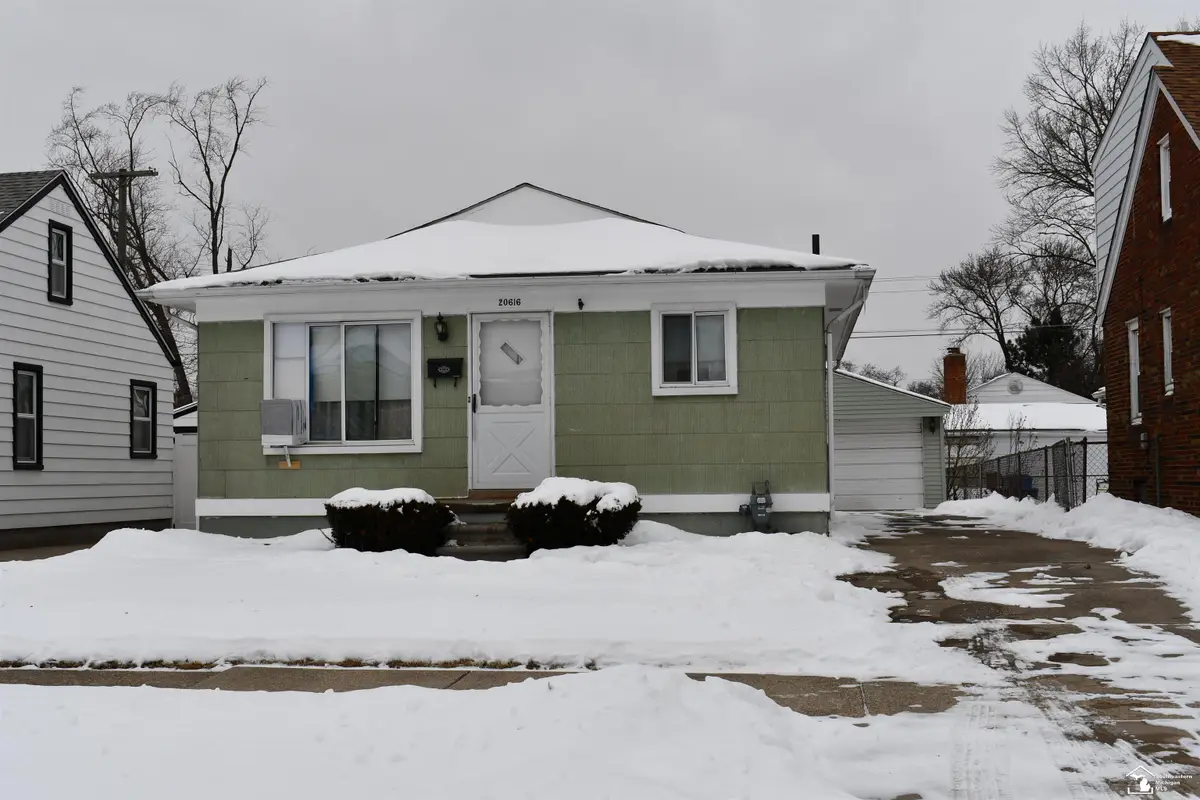 20616 Powers, Dearborn Heights, MI 48125 - #1