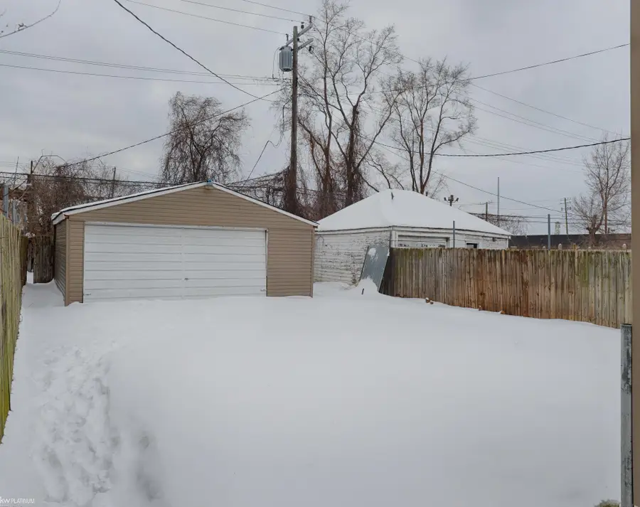 20009 Concord, Detroit, MI 48234 - #3