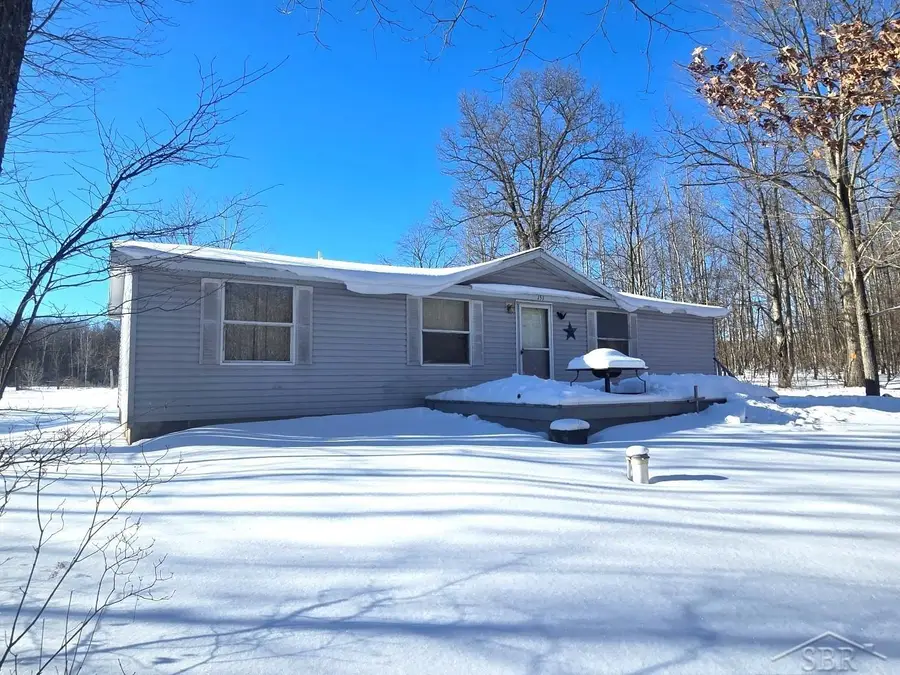 151 Home Acres, Houghton Lake, MI 48629 - #2