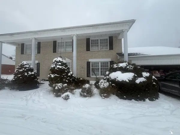 36045 Congress Ct, Farmington Hills, MI 48335