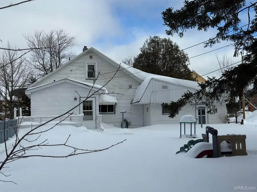 175 N Maple, Gwinn, MI 49841 - #2