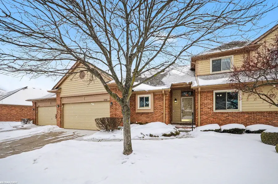 16985 Country Ridge, Macomb, MI 48044 - Image #2