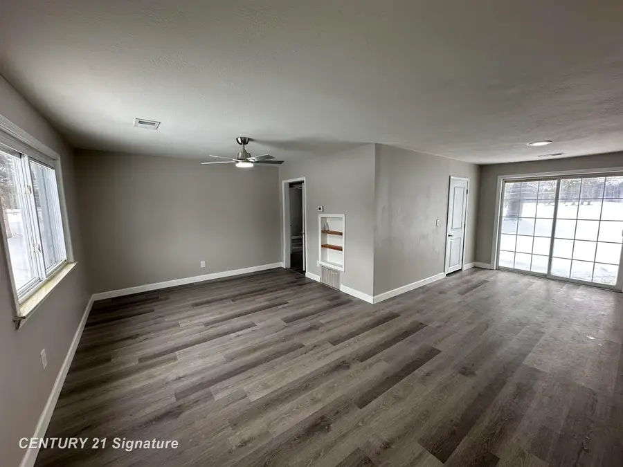 8040 Beecher, Flushing, MI 48433 - Image #2