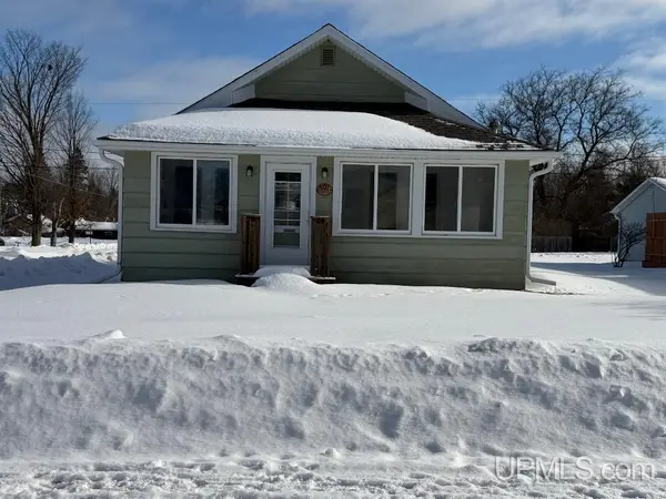 501 Sterling, Kingsford, MI 49802