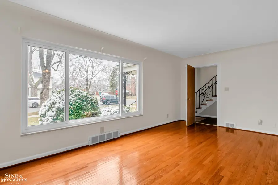 796-798 Harcourt, Grosse Pointe Park, MI 48230 - #3