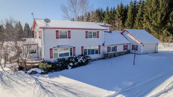 8178 E Stockwell, Harrison, MI 48625