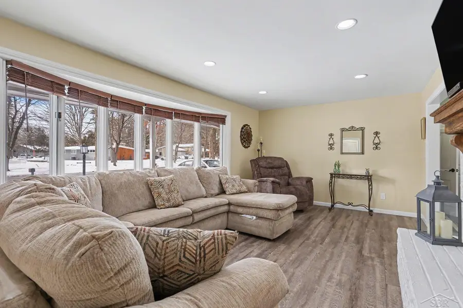 4910 Sturgeon Creek, Midland, MI 48640 - Image #3