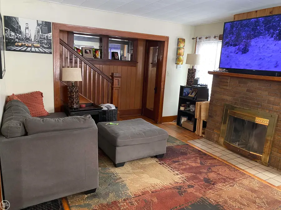 835 Vanderburgh, Port Huron, MI 48060 - Image #2