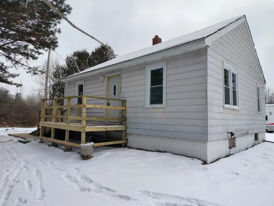 4705 Waltan, Vassar, MI 48768 - #2