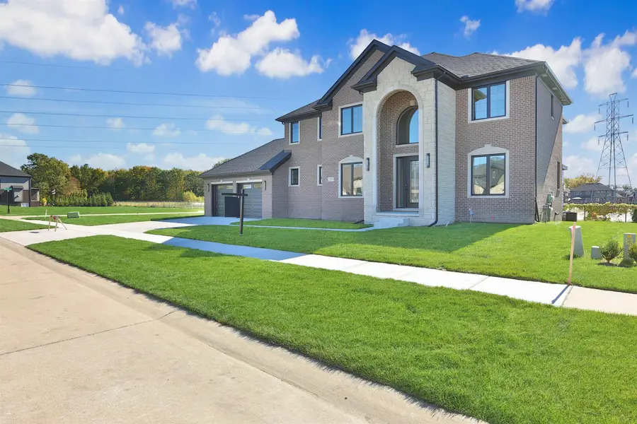 22064 Chaucer, Macomb, MI 48044 - #2