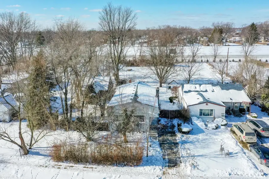 23391 Lawson, Warren, MI 48089 - #3