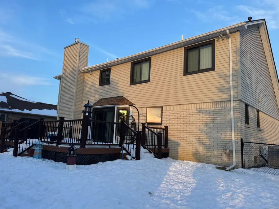 54649 Bradshaw, New Baltimore, MI 48047 - Image #3