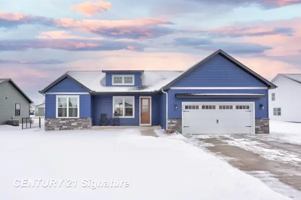 8442 Oakhill Drive, Freeland, MI 48623