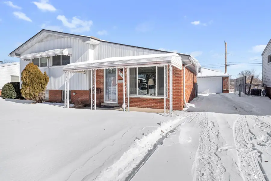 3125 Patton, Trenton, MI 48183 - #2