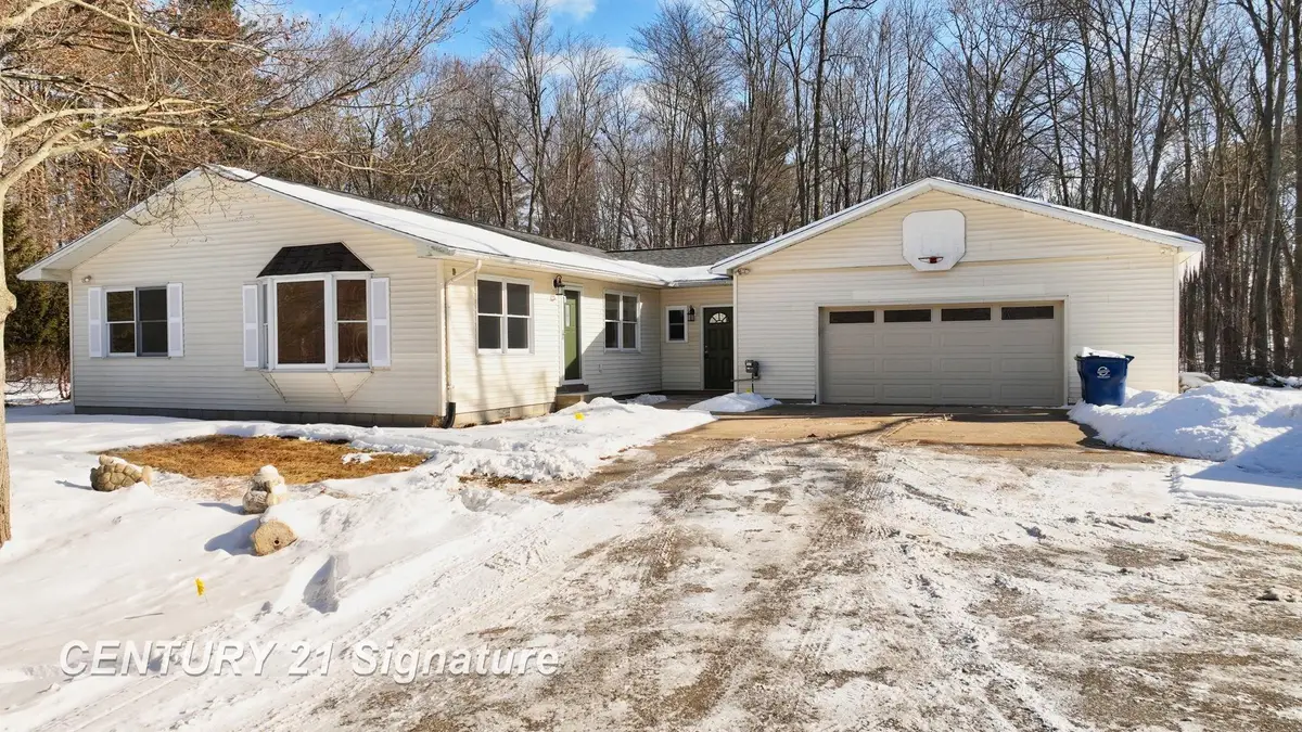 10293 Carr, Saint Charles, MI 48655 - Image #1