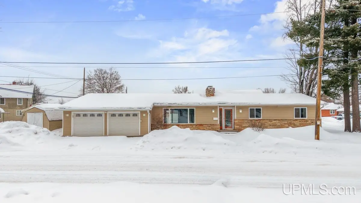 201 Cleveland, Kingsford, MI 49802 - #1