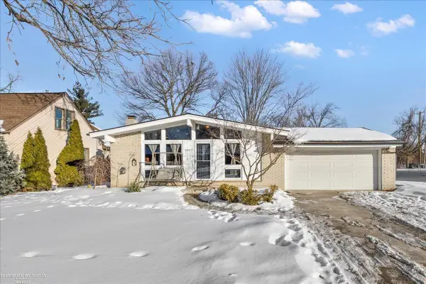 5237 Mansfield, Sterling Heights, MI 48310