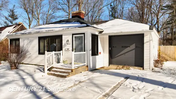 4010 Oak, Midland, MI 48642