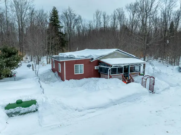 N290 N North Round Lake, Wetmore, MI 49895