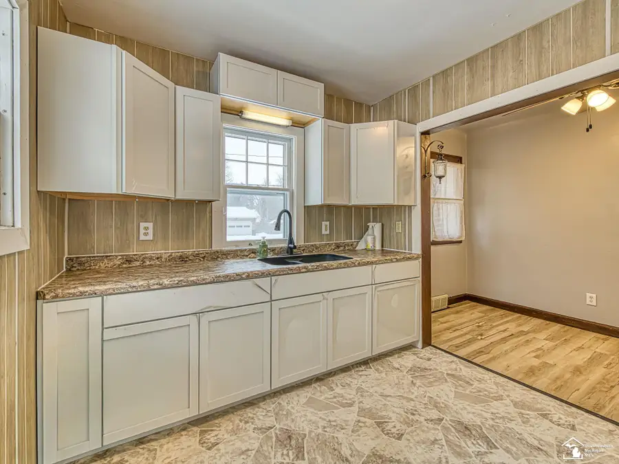 870 Bryant, Jackson, MI 49202 - #3