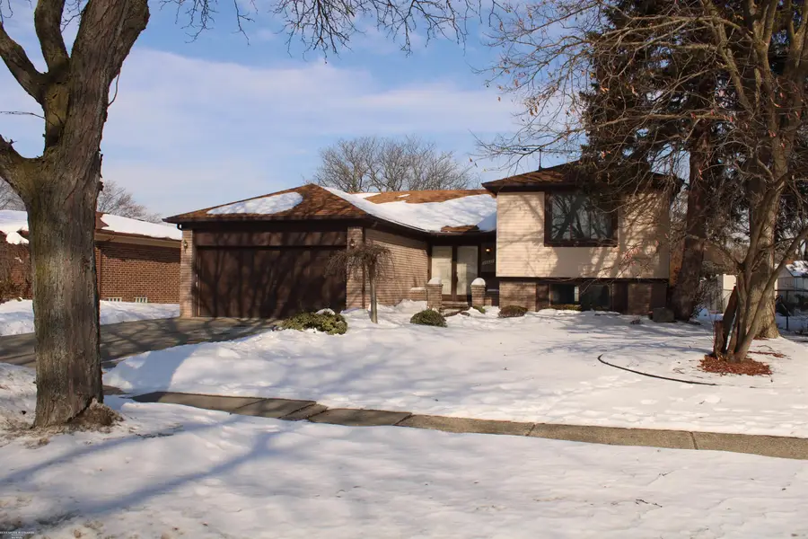 13227 Canterbury, Sterling Heights, MI 48312 - #2