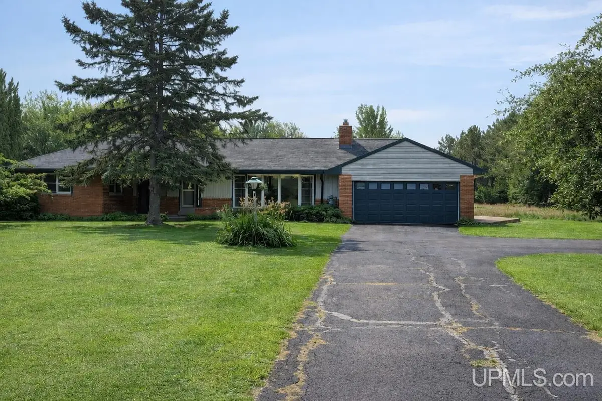 720 Parker, Ontonagon, MI 49953 - #1