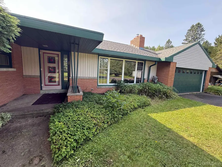 720 Parker, Ontonagon, MI 49953 - #2