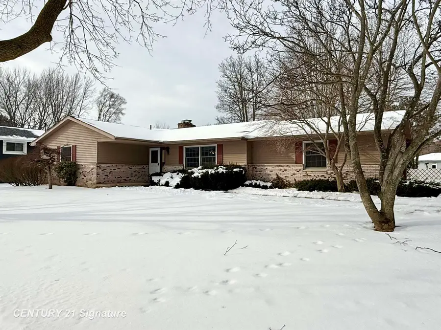 1697 Thunderbird, Saginaw, MI 48609 - #2